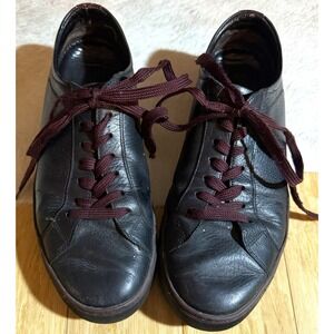 Pollini mens‎ black leather sneakers with maroon lace and finish size 42